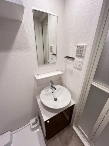 大阪市都島区中野町５丁目の賃貸マンションの洗面所