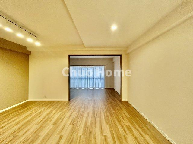 関屋ステーションハイツの居間・リビング|リビングダイニング