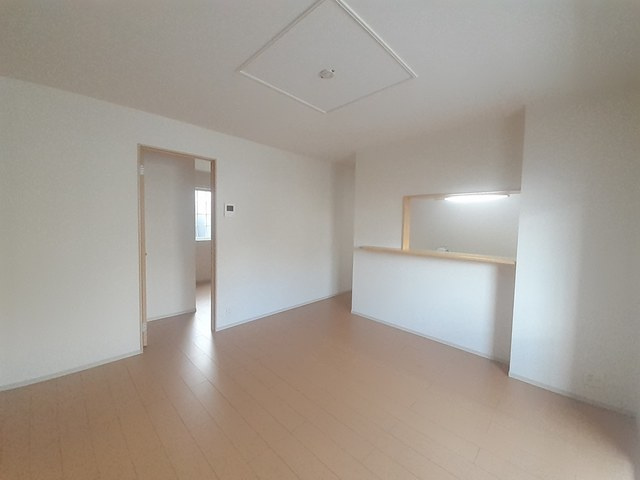 ラフレシール三日市Ⅲの居間・リビング