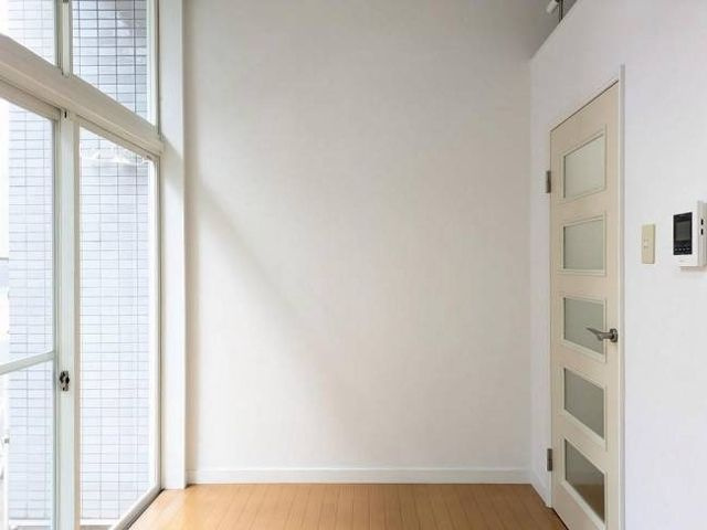 ローズアパートＲ６３番館(R-063)の居間・リビング