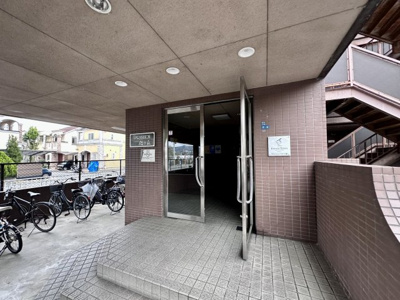 【エントランス】 | パラシオン旭ヶ丘