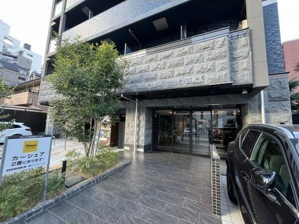 PHOENIX新大阪のエントランス