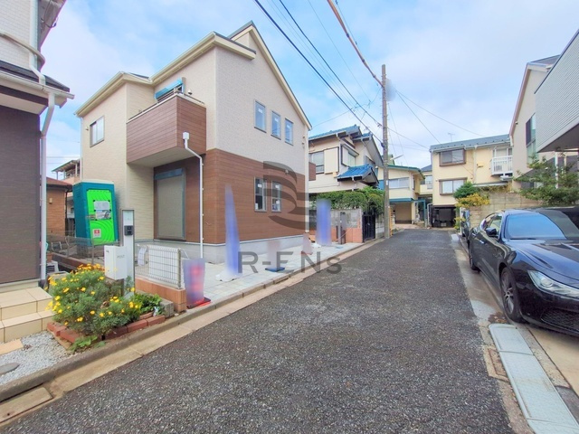 【前面道路含む現地写真】 | 練馬区大泉学園町６丁目　新築戸建て | 見通しもよく落ち着いた住宅街でゆったり過ごせます