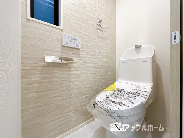 【新築住宅】さいたま市浦和区北浦和三 1期のトイレ|2階トイレ