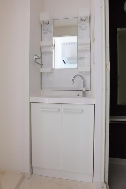 ルクシェール蒲田の独立洗面台|洗面台です