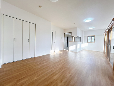 【居間・リビング】 | グローリアス安城日の出町 | 約20帖LDK