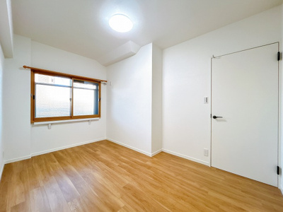 【洋室】 | グローリアス安城日の出町 | 西側洋室約6.1帖