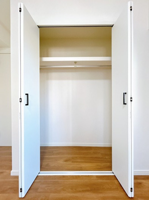 【収納】 | グローリアス安城日の出町 | 東側洋室7.1帖クローゼット