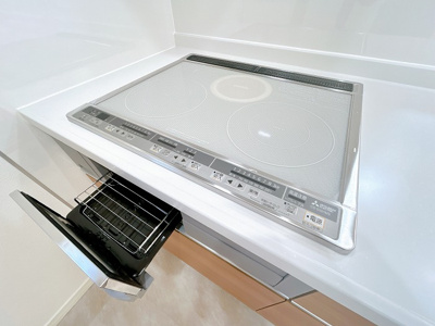 【キッチン】 | グローリアス安城日の出町 | 新品IHコンロ