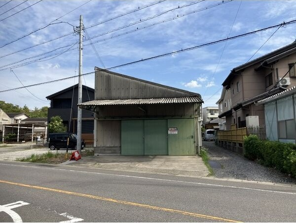 高浜芳川町2丁目貸倉庫