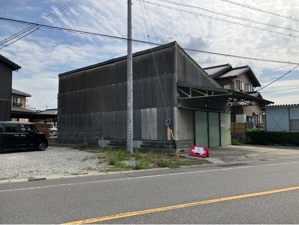 高浜芳川町2丁目貸倉庫の外観