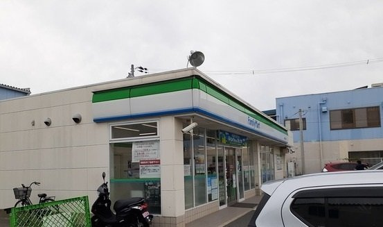 カーサフェリーチェの周辺|ファミリーマート様まで650m