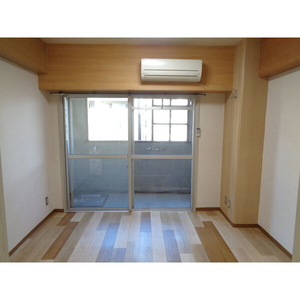 プリンセス今池の居間・リビング