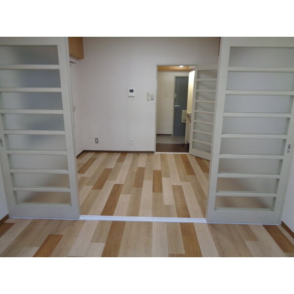 プリンセス今池の居間・リビング