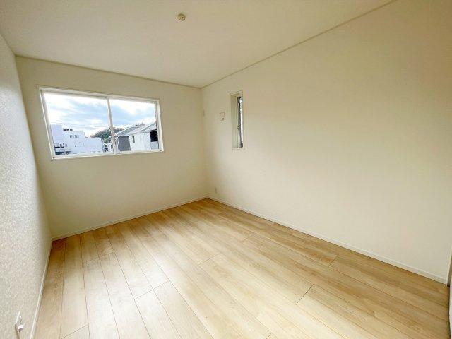 新築戸建・新築建売　いわき市小名浜南富岡第1　小名浜西小・小名浜第一中の洋室