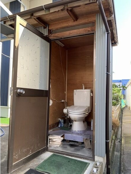 安城市姫小川町貸倉庫の外観