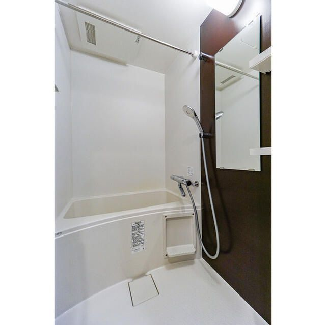 エスタート両国の浴室