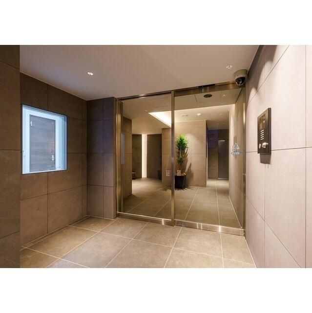 エスタート両国のエントランス