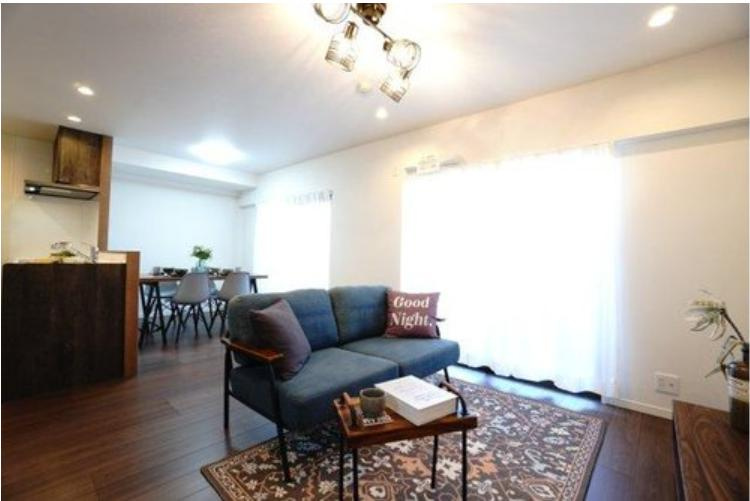 サーパス田方南の居間・リビング