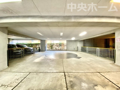 【駐車場】 | クレアトール亀戸 | 【敷地内駐車場】最新の空き状況や費用などの詳細は担当スタッフまでお問い合わせください。