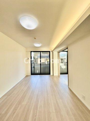 【居間・リビング】 | クレアトール亀戸 | 【リビングダイニング】一日の中で多くの時間を過すことになるリビングダイニングだからこそ、いつも穏やかな空間であることが必然。爽やかな通風と採光を存分に感じる事が出来る空間です。