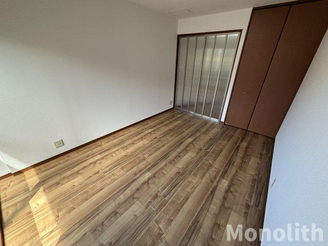 ドルチェ若宮の洋室