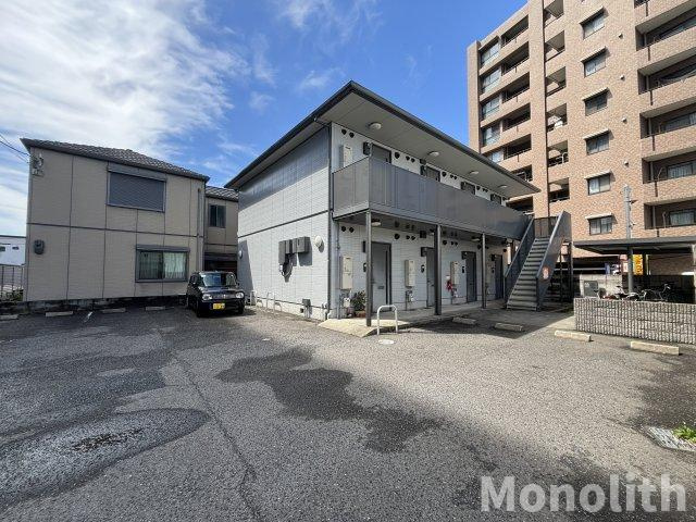 ドルチェ若宮の駐車場