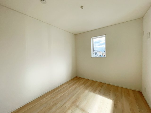 新築戸建・新築建売　いわき市小名浜南富岡第1　小名浜西小・小名浜第一中の洋室