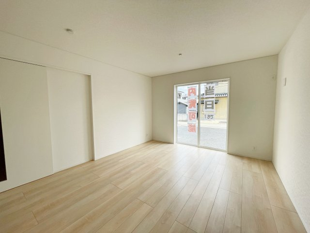 新築戸建・新築建売　いわき市小名浜南富岡第1　小名浜西小・小名浜第一中の居間・リビング|住宅ローンのご相談やオプション工事のお見積もりなどお気軽にお問い合わせください♪