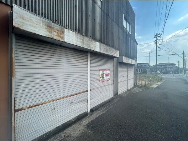 みよし町上貸倉庫の外観