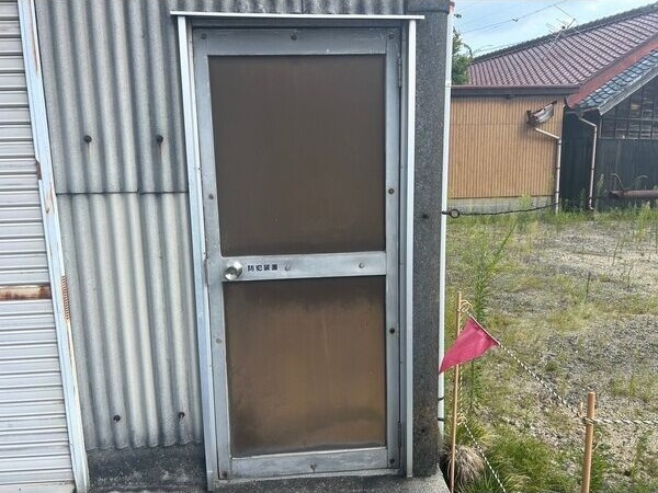 みよし町上貸倉庫の外観