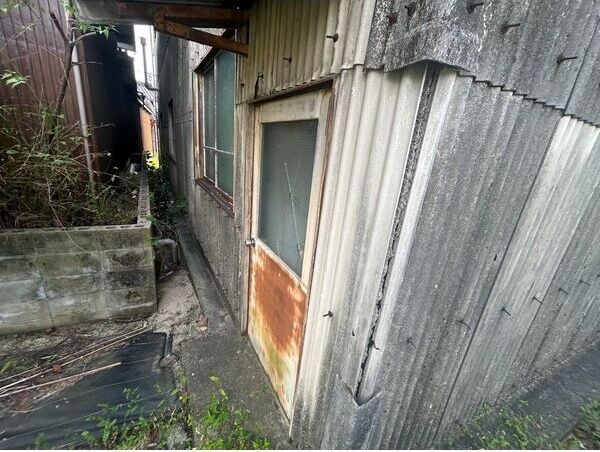 みよし町上貸倉庫の外観