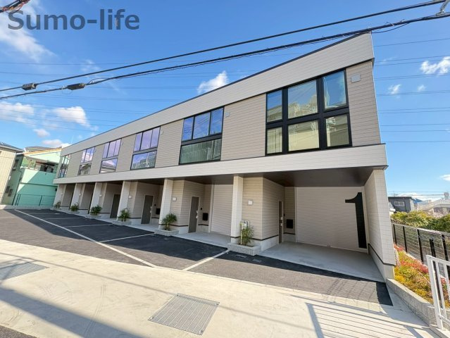 WORKINGBASE伊丹WEST