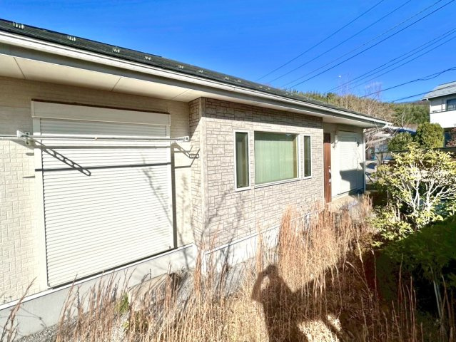 【中古戸建】安中市秋間みのりが丘の外観|■外観｜土日のご見学はもちろん、平日・夜間のご案内も大歓迎です♪「今から見たい」や「仕事終わりに見たい」にもご対応できますのでお気軽にお問い合わせください♪
