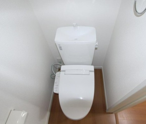 【中古】鶴ヶ島市南町中古住宅のトイレ