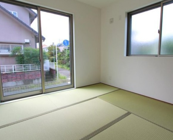 【中古】鶴ヶ島市南町中古住宅の和室|1F 5帖和室です！