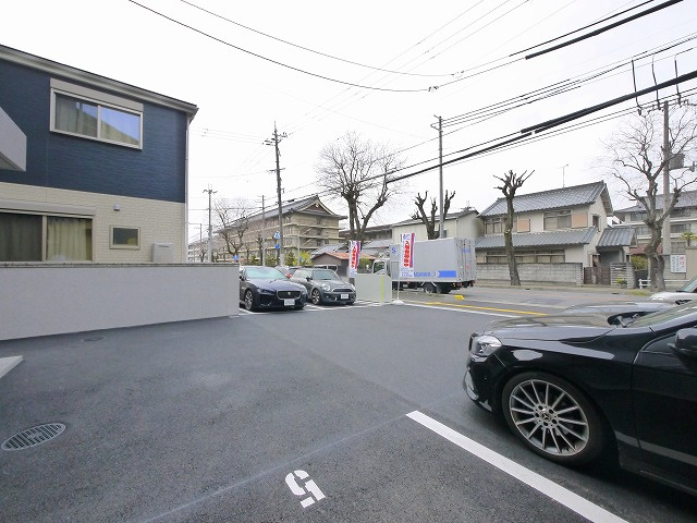 ＳＳ１４の駐車場