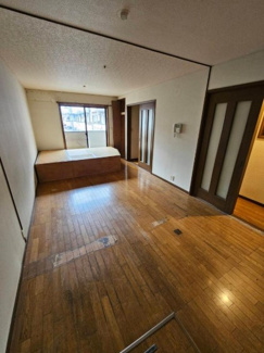 【居間・リビング】 | 右京区太秦野元町