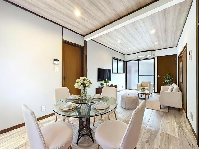 つばさハイツの居間・リビング