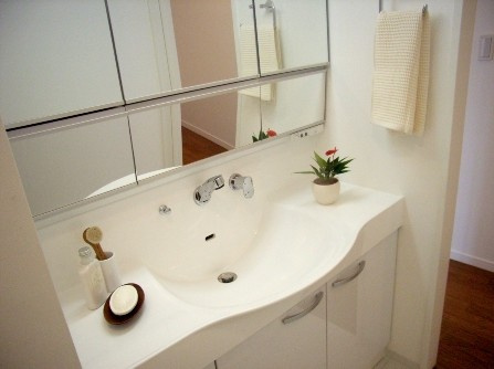 【独立洗面台】