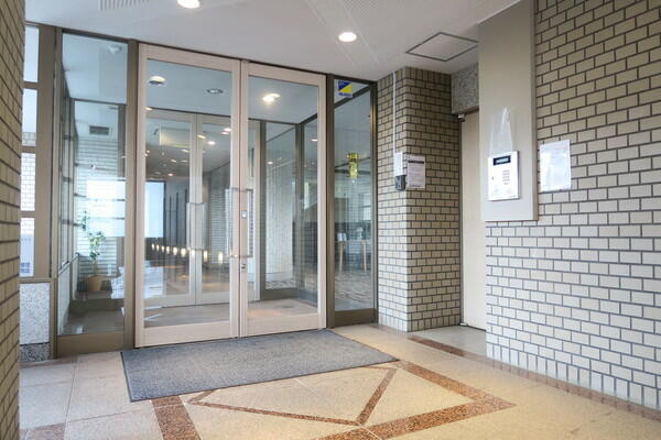 T’s garden都筑ふれあいの丘のエントランス