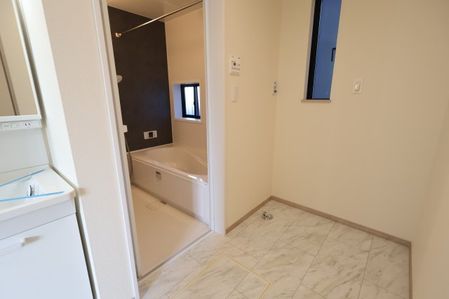 《仲介手数料無料》北区吉野町２丁目191-1新築一戸建てハートフルタウンのランドリースペース