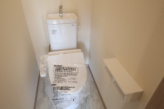 《仲介手数料無料》北区吉野町２丁目191-1新築一戸建てハートフルタウンのトイレ