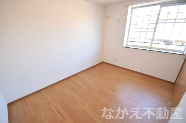 【寝室】 | 使い勝手のいい寝室です