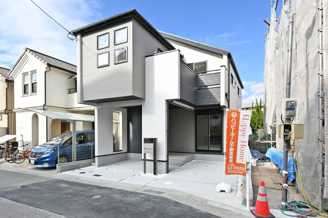 ブルーミングガーデン泉町新築一戸建て│3LDK+駐車2台可(車種制限有)