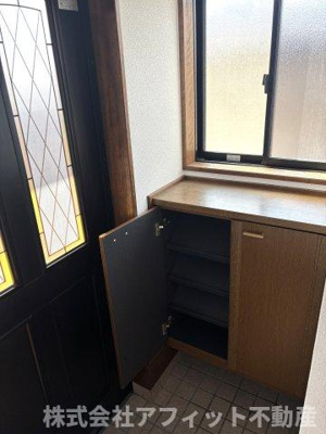 【玄関】 | 土橋貸住宅 | シューズボックス付き　