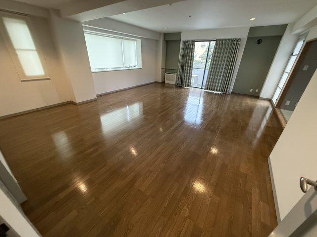 ラ・セーヌ豊中の居間・リビング