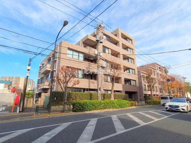 ロイヤルステージ井草の外観