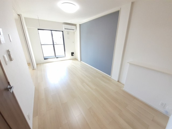 ルミエールの居間・リビング