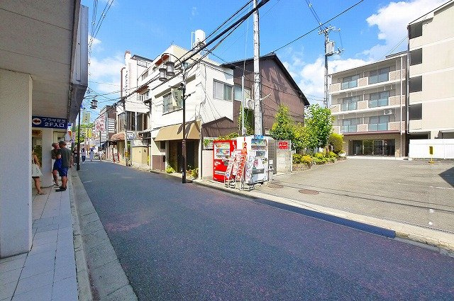 プラザ花芝の周辺